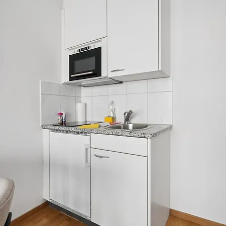 Апартаменти Modern - Walk Everywhere - Crown 47 *