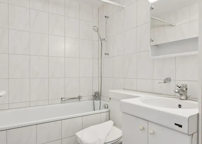 Modern - Walk Everywhere - Crown 47 Apartament Zurych